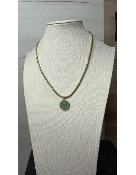 Collares Virgen Niña (Color es de la medalla)